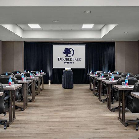 Отель Doubletree By Hilton Chicago O'Hare Airport-Розмонт Экстерьер фото