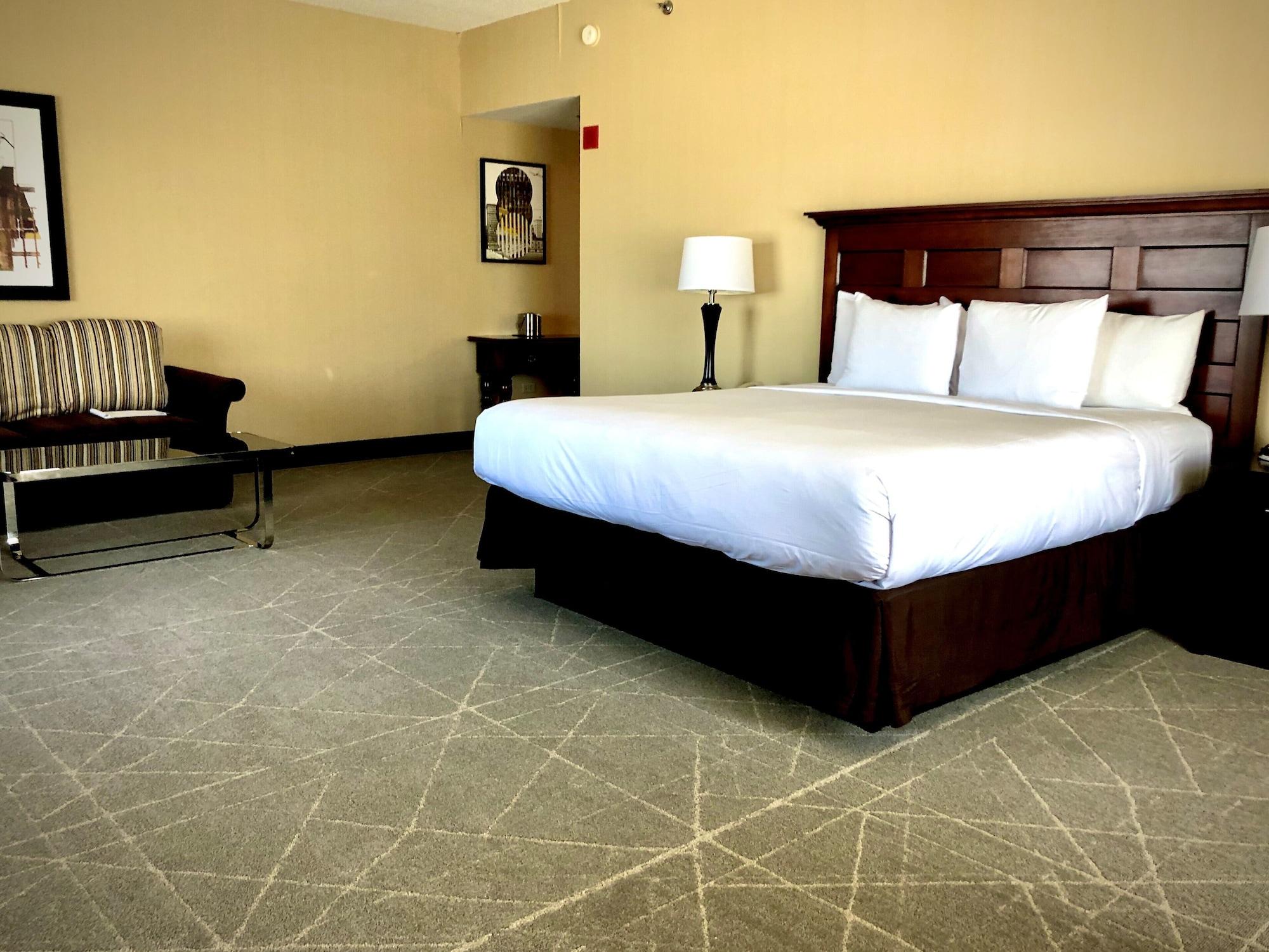 Отель Doubletree By Hilton Chicago O'Hare Airport-Розмонт Экстерьер фото
