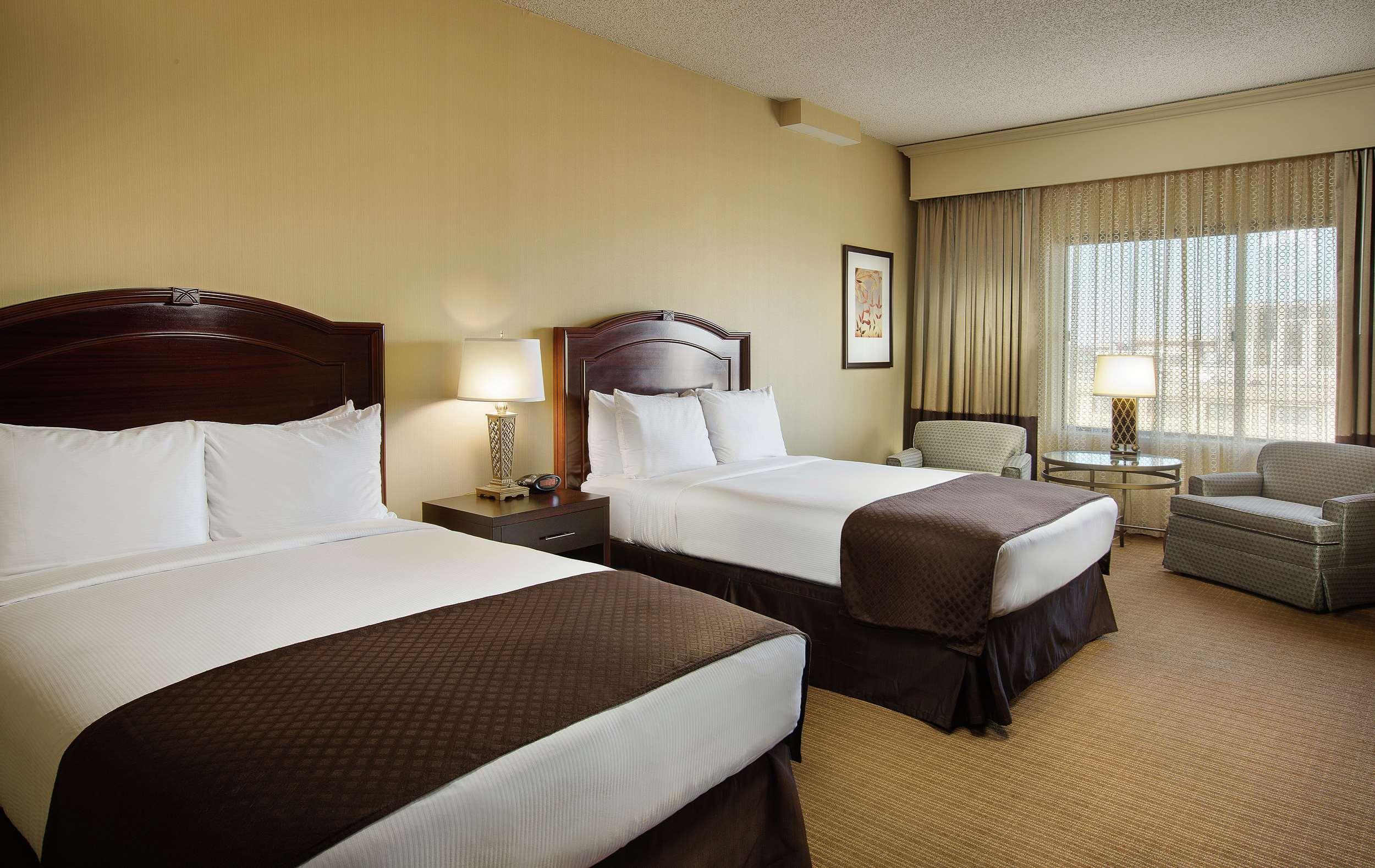 Отель Doubletree By Hilton Chicago O'Hare Airport-Розмонт Экстерьер фото