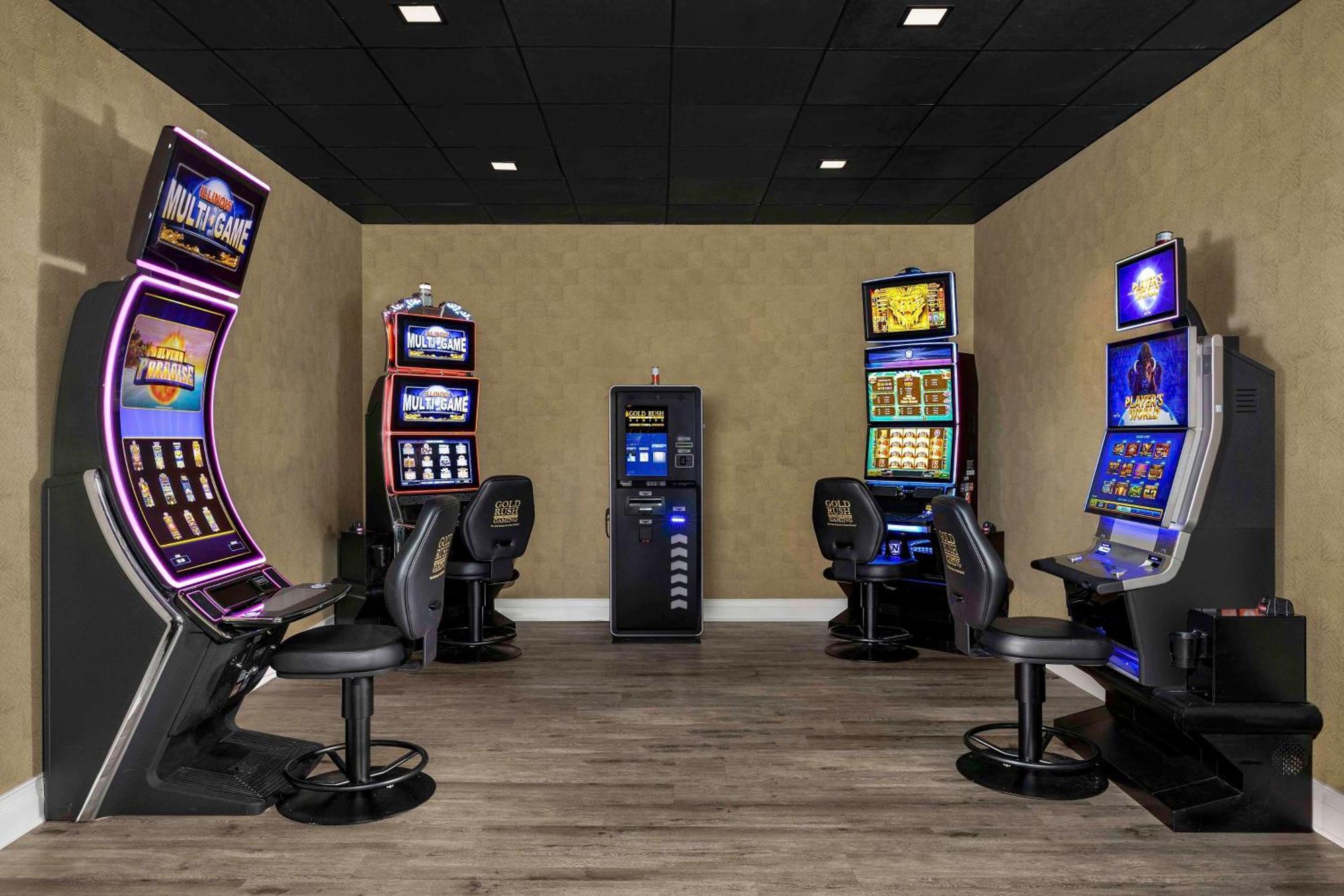 Отель Doubletree By Hilton Chicago O'Hare Airport-Розмонт Экстерьер фото