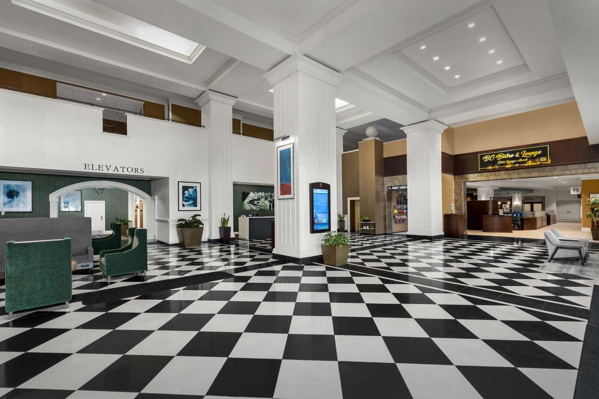 Отель Doubletree By Hilton Chicago O'Hare Airport-Розмонт Экстерьер фото
