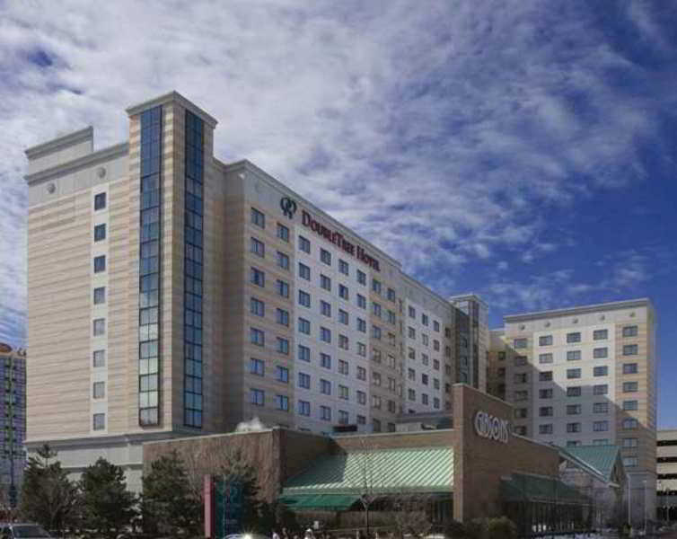 Отель Doubletree By Hilton Chicago O'Hare Airport-Розмонт Экстерьер фото